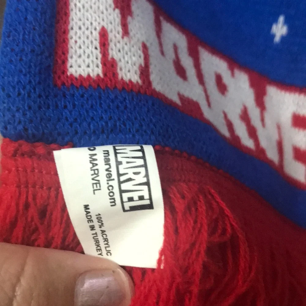 Disney Guardian of the Galaxy’s youth scarf